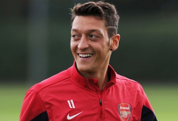 Arsenal nhận được lời đề nghị quá hấp dẫn cho Mesut Ozil